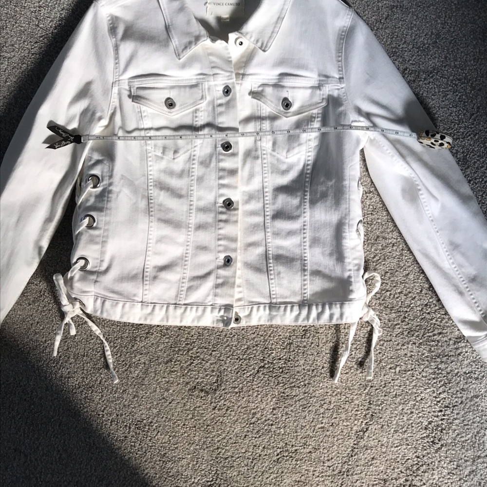 Vince Camuto white jean jacket with laced sides. Size large..